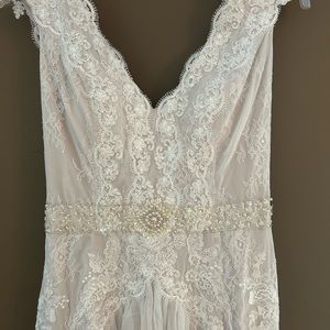 New with tags Brides wedding gown